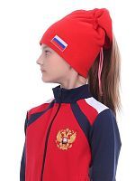 Шапочка из флиса с прорезью под шишку с вышивкой